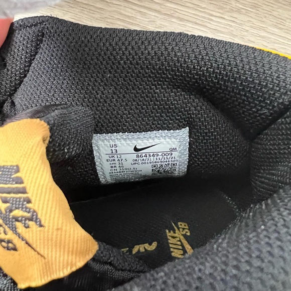 NIKE SB ZOOM BLAZER MID - Picture 3 of 5